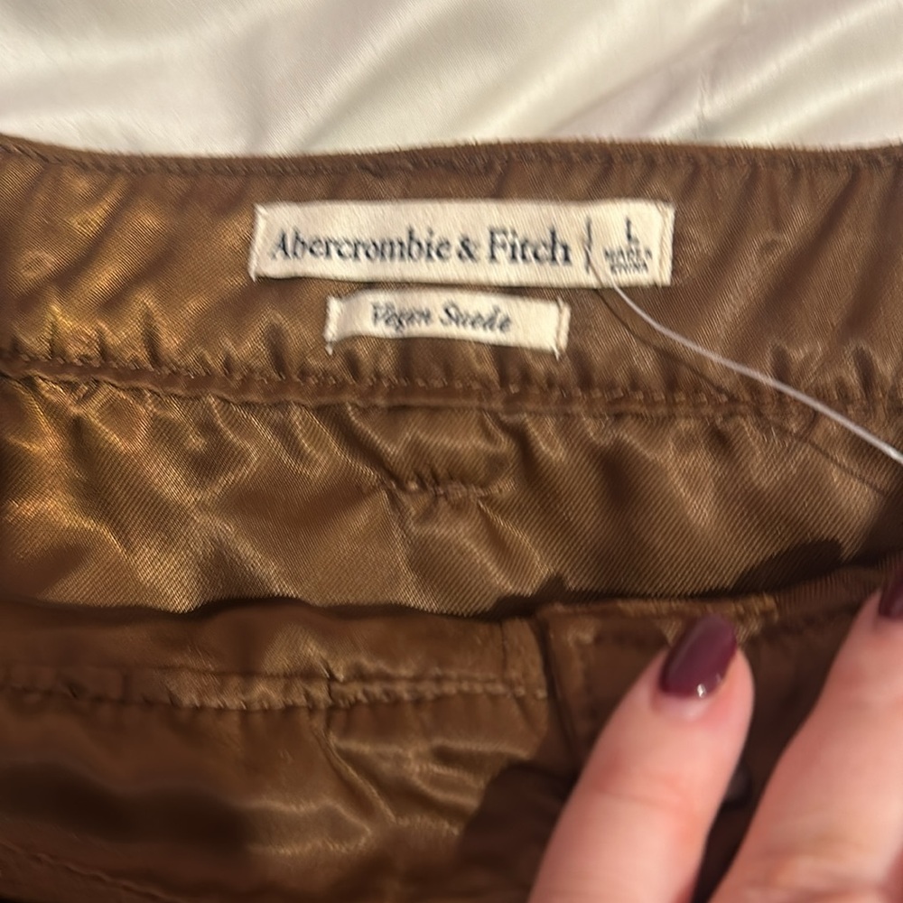 Abercrombie vegan suede skirt - Picture 3 of 5